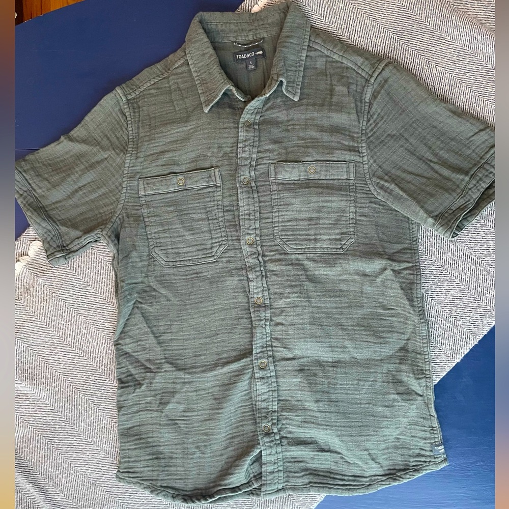 Toad & Co organic cotton short sleeve button down small